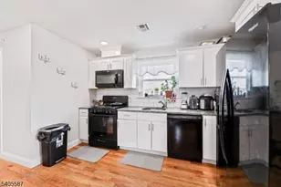 14 Spencer St, Elizabeth, NJ 07202 - Photo 21