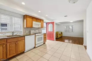 348 River Dr, Garfield, NJ 07026 - Photo 3