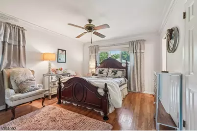 32 Augusta Dr, Wayne, NJ 07470 - Photo 27