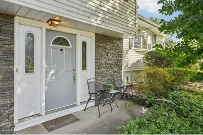 32 Augusta Dr, Wayne, NJ 07470 - Photo 3