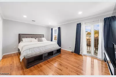 118 Race St #2, Elizabeth, NJ 07202 - Photo 9