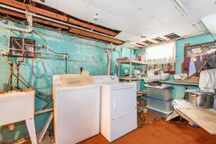 257 Floral Ln, Saddle Brook Township, NJ 07663 - Photo 19