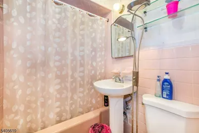 257 Floral Ln, Saddle Brook Township, NJ 07663 - Photo 15