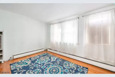 257 Floral Ln, Saddle Brook Township, NJ 07663 - Photo 9