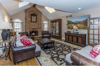 7 Beacon Hill Dr, Chester, NJ 07930 - Photo 9