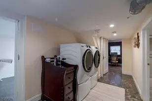 820 Elizabeth St, Ridgefield, NJ 07657 - Photo 15