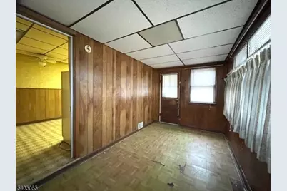 31 Barnsdale Rd, Clifton, NJ 07013 - Photo 7