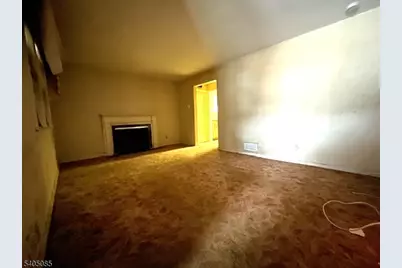 31 Barnsdale Rd, Clifton, NJ 07013 - Photo 5