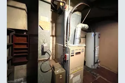 31 Barnsdale Rd, Clifton, NJ 07013 - Photo 15