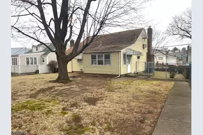 31 Barnsdale Rd, Clifton, NJ 07013 - Photo 3