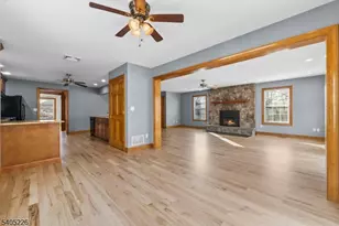 8 Kenvil Ave, Roxbury Township, NJ 07876 - Photo 7