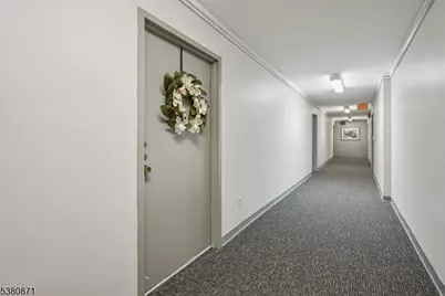 926 Bloomfield Ave #5B, Glen Ridge Boro Twp., NJ 07028 - Photo 5