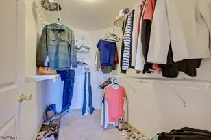 9 Swing Bridge Ln, South Bound Brook Boro, NJ 08880 - Photo 23