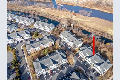 9 Swing Bridge Ln, South Bound Brook Boro, NJ 08880 - Photo 5