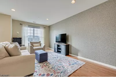 9 Swing Bridge Ln, South Bound Brook Boro, NJ 08880 - Photo 9