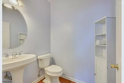 9 Swing Bridge Ln, South Bound Brook Boro, NJ 08880 - Photo 17