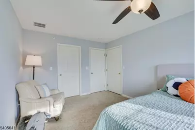 9 Swing Bridge Ln, South Bound Brook Boro, NJ 08880 - Photo 31