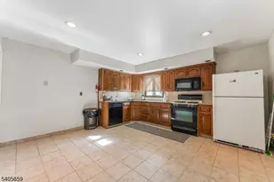 225 Edison St, Clifton, NJ 07013 - Photo 7