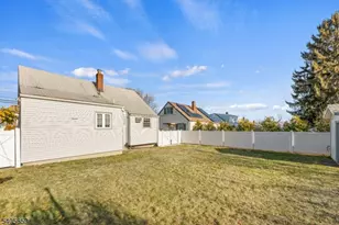 225 Edison St, Clifton, NJ 07013 - Photo 21