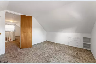 225 Edison St, Clifton, NJ 07013 - Photo 17