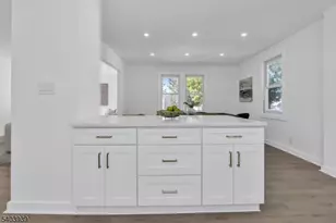 288 Harrison St, Nutley, NJ 07110 - Photo 11