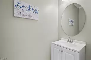 22 Oak Knoll Ln Condo, Bedminster Township, NJ 07921 - Photo 13