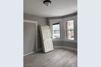 173 Wilkinson Ave, Jersey City, NJ 07305 - Photo 3