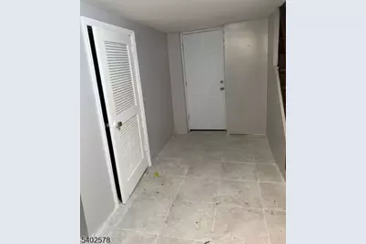 173 Wilkinson Ave, Jersey City, NJ 07305 - Photo 19