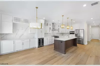 502 Tiffany Way, Watchung, NJ 07069 - Photo 5