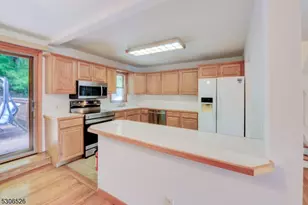 27 Cleveland Terrace, West Orange Township, NJ 07052 - Photo 9