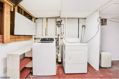 27 Cleveland Ter, West Orange Township, NJ 07052 - Photo 21