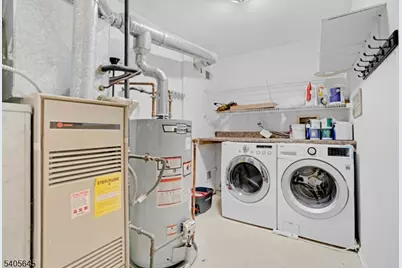 51 Crabapple Ln, Franklin Township, NJ 08823 - Photo 21