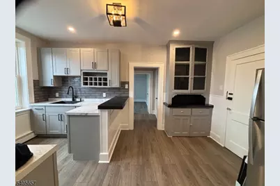 230 Watchung Ave #5, West Orange Township, NJ 07052 - Photo 3