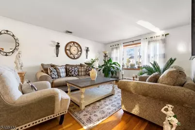 437 Durling Rd, Union Township, NJ 07083 - Photo 9