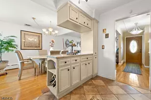 437 Durling Rd, Union Township, NJ 07083 - Photo 15