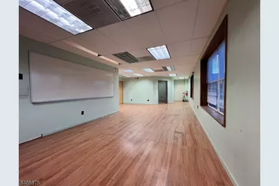 299 Ridgedale Ave, East Hanover Township, NJ 07936 - Photo 13