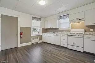 18 E 2nd St, Clifton, NJ 07011 - Photo 27