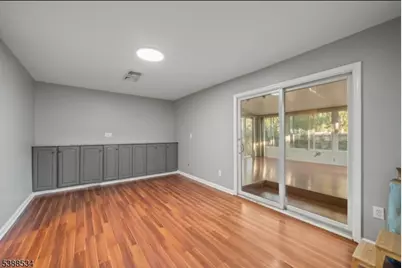 136 Haroldson Pl, Pompton Lakes, NJ 07442 - Photo 9