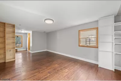 136 Haroldson Pl, Pompton Lakes, NJ 07442 - Photo 13