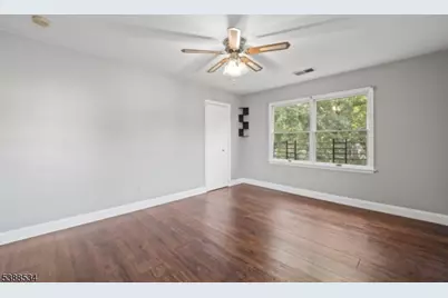 136 Haroldson Pl, Pompton Lakes, NJ 07442 - Photo 17