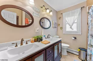 111 E 10th St, Linden, NJ 07036 - Photo 11