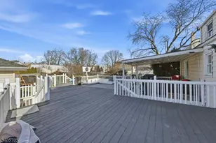 111 E 10th St, Linden, NJ 07036 - Photo 29