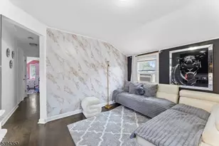 111 E 10th St, Linden, NJ 07036 - Photo 21