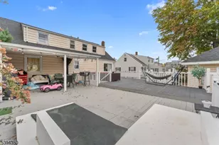 111 E 10th St, Linden, NJ 07036 - Photo 31