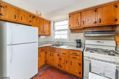 6 Hamilton Ct, Hanover Township, NJ 07981 - Photo 9