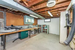 6 Hamilton Ct, Hanover Township, NJ 07981 - Photo 17