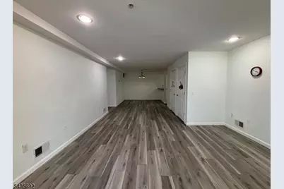 116 Chariot Ct, Piscataway Township, NJ 08854 - Photo 3