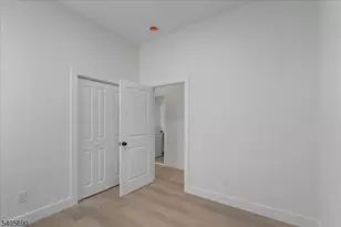 366 21st St, Irvington, NJ 07111 - Photo 13