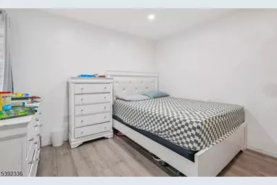 670 Devon St, Kearny, NJ 07032 - Photo 21