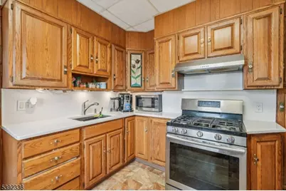 670 Devon St, Kearny, NJ 07032 - Photo 15